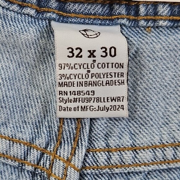 Free Planet Jeans Men's 32x30 Light Wash Relaxed Tapered NWT Earth Friendly NEW - Picture 13 of 16